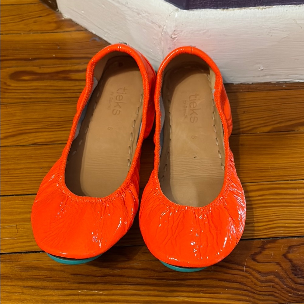 Tieks outrageous orange size 8